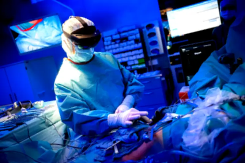 Holomedizin rettet Rentnerin: 3D-Brillen ermöglichen Krebs-Operation in Oldenburg