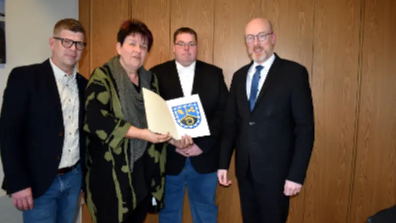 Hoort erhält nach langem Warten offizielles Gemeindewappen zum 800. Jubiläum