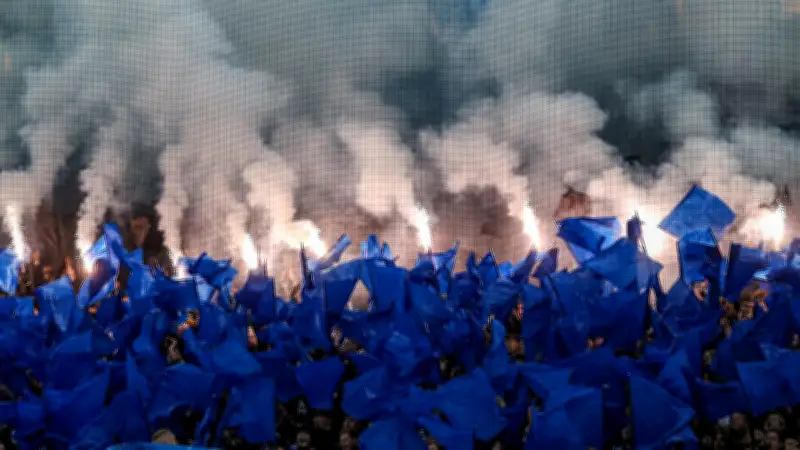 HSV in beeindruckender Form: Tabellenführung lässt Fans auf Meisterschaft hoffen