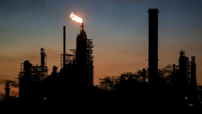 Ifo-Präsident warnt: Globale Ölreserven könnten in nur drei Monaten erschöpft sein