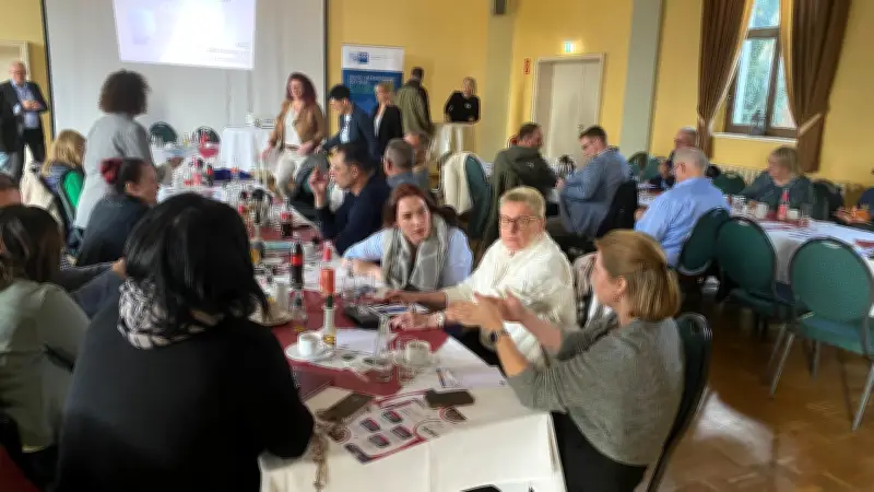 IHK-Dialog in Jessen: Warum Chefs heute umdenken müssen bei Mitarbeitervergütung