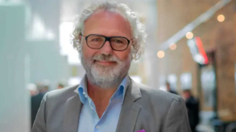 IHK-Präsident Hennige warnt: Wirtschaft im Osten Mecklenburg-Vorpommerns steht vor dem Kollaps