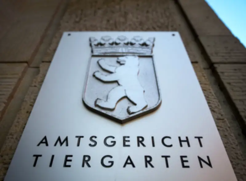 Illegaler Pyrotechnik-Handel in Berlin: 45-Jähriger mit Söhnen vor Gericht