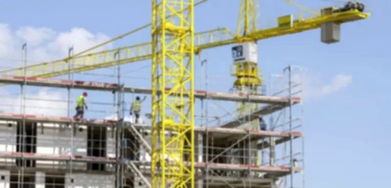 Immobilienkredite boomen trotz Wirtschaftsflaute, doch Irankrieg treibt Bauzinsen in die Höhe