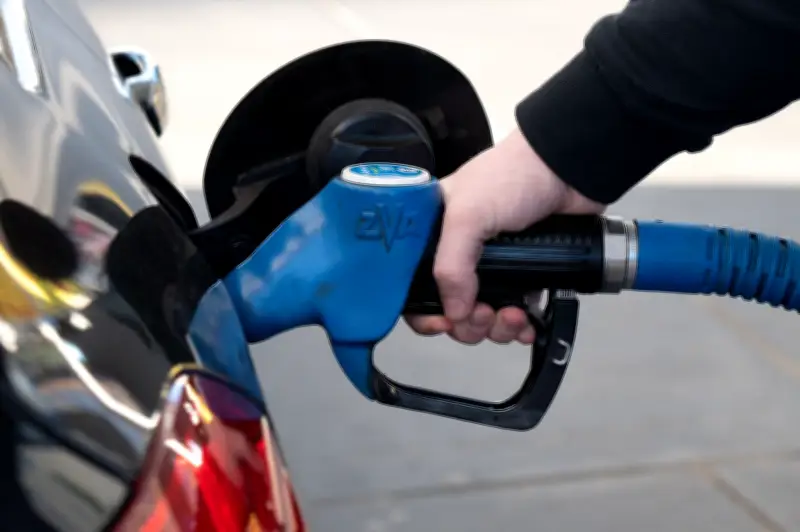 Iran-Krieg: Mehrheit der Deutschen skeptisch gegenüber geplanter Tankstellen-Preisregel