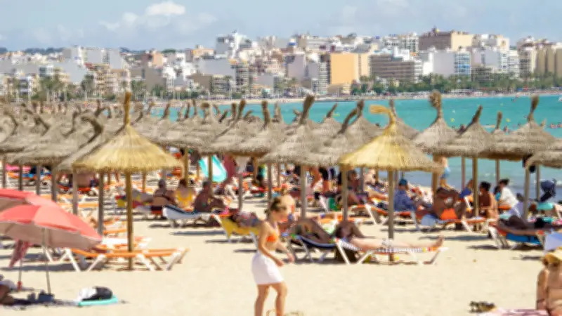 Iran-Krieg verändert Urlaubsverhalten: 100 Extra-Flüge nach Mallorca gebucht