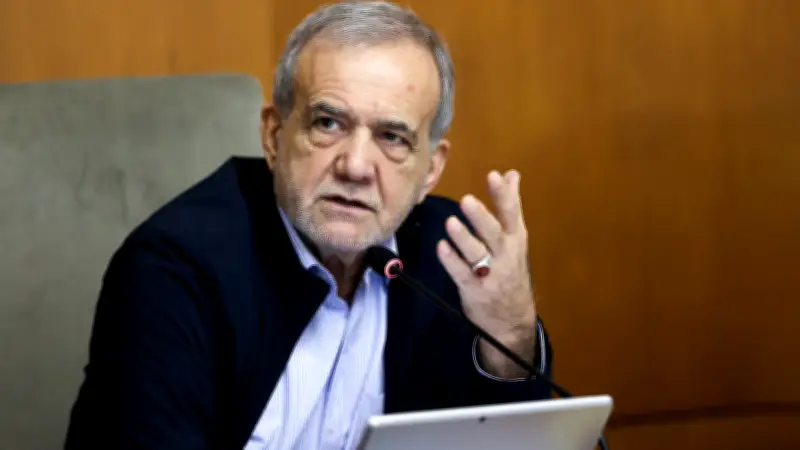 Iran nach Chameneis Tod: Dreierrat übernimmt vorübergehend die Führung