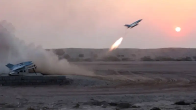 Iran startet massive Drohnenoffensive gegen US-Stützpunkte und Israel