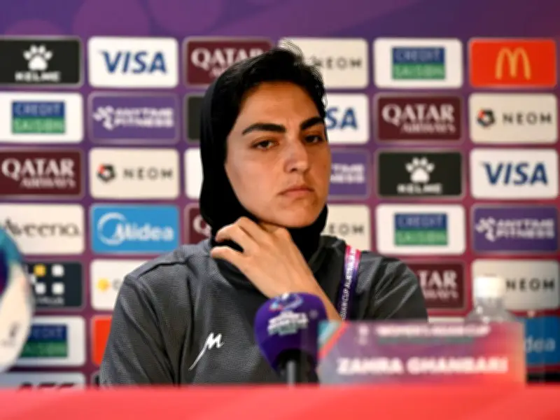 Iranische Fußball-Kapitänin Ghanbari zieht Asylantrag in Australien zurück