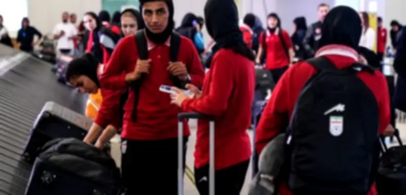 Iranische Fußballerinnen nach Hymnen-Protest zurück: Asylanträge und politischer Druck