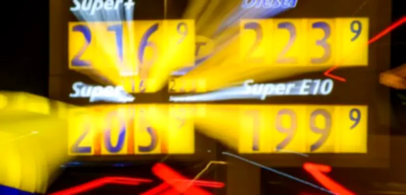 Irankrieg: Benzin war in früheren Krisen relativ teurer für Autofahrer