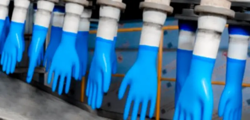 Irankrieg verursacht Lieferengpässe: Einweghandschuhe und Schutzkittel werden knapp