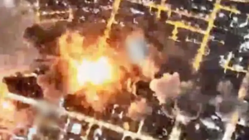 Israelische Luftwaffe veröffentlicht Aufnahmen: 50 Kampfjets zerstören Bunker von Ayatollah Chamenei