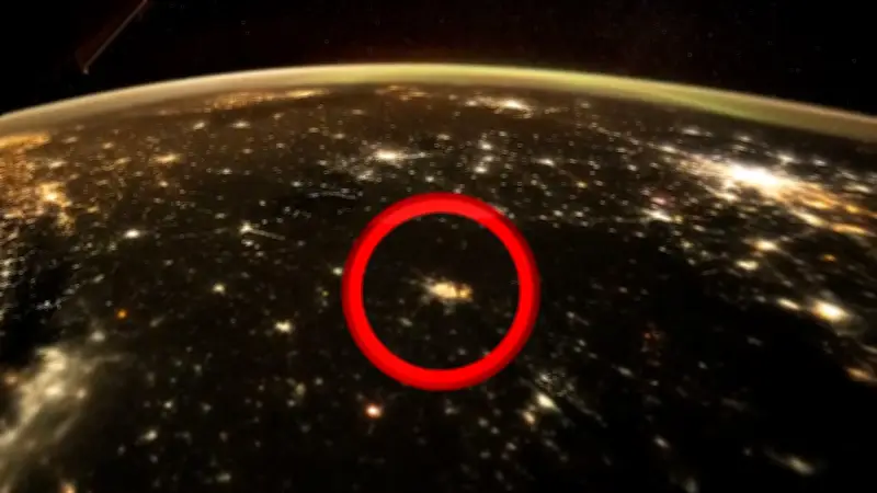 ISS filmt Lichtblitze über Kiew: Raumstation dokumentiert mutmaßliche Angriffe im Ukraine-Krieg