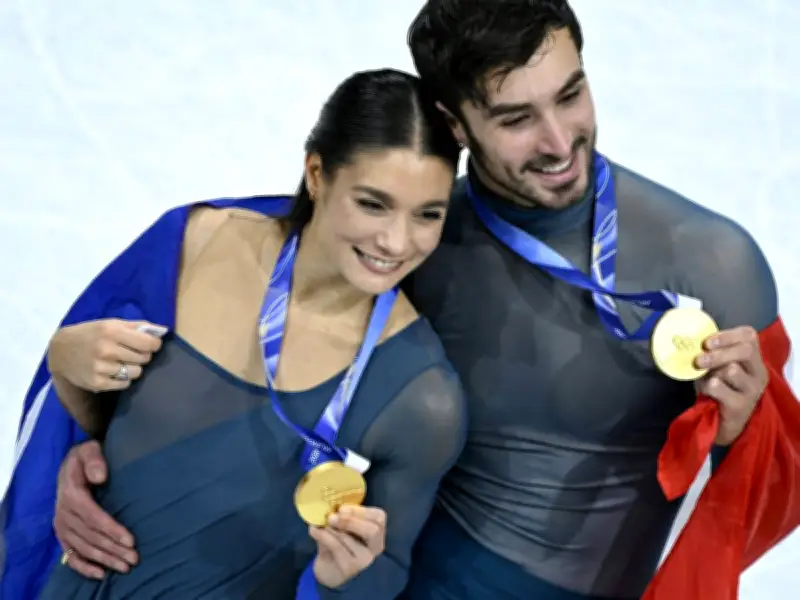 ISU-Generaldirektor Smith strebt längere Bindung von Eiskunstläufern an