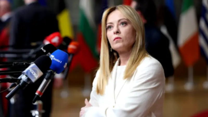 Italiens Regierungskrise: Meloni räumt nach Referendums-Niederlage auf