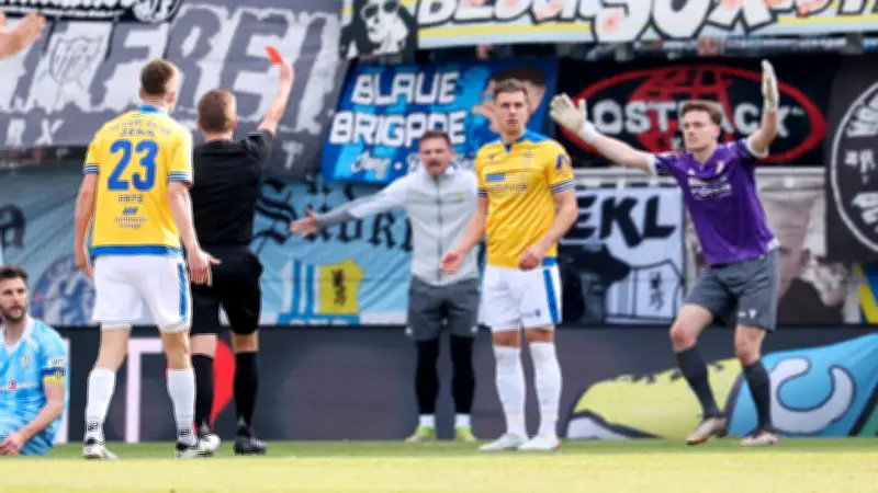 Jena tobt nach umstrittenem Elfmeter und Roter Karte in Chemnitz: „Ich fühle mich betrogen!“