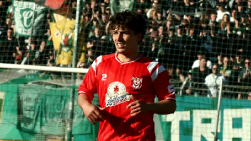 Joscha Wosz: Vom Bundesliga-Debüt zum Regionalliga-Kampf beim HFC