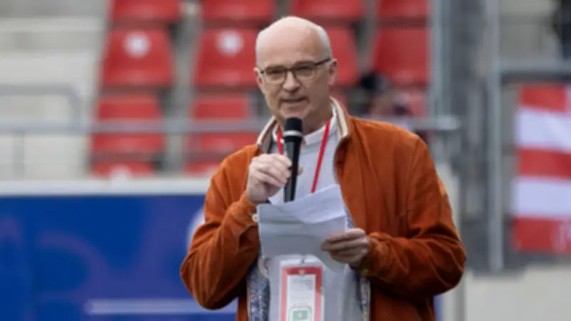 Jürgen Fox tritt als HFC-Präsident zurück: Bilanz und Folgen für den Verein