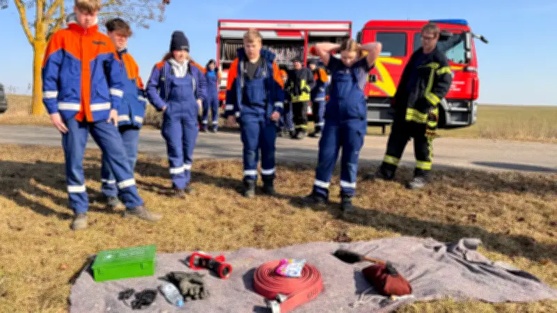 Jugendfeuerwehren aus der Uckermark stärken Teamgeist bei traditioneller Heideralley