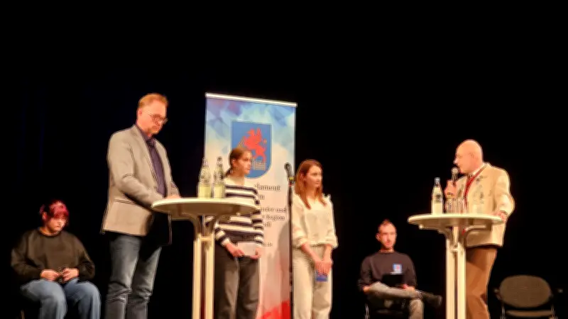 Jugendparlament Anklam befragt Bürgermeisterkandidaten zu Zukunftsthemen
