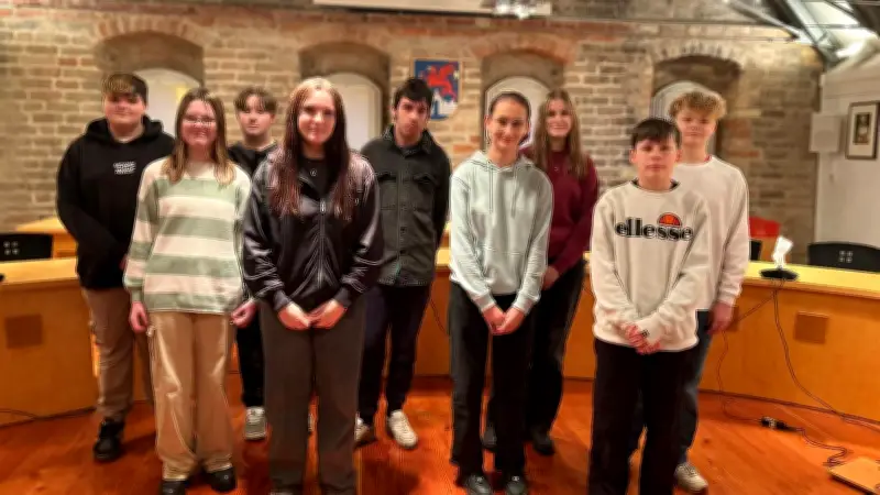 Jugendparlament lädt zu Bürgermeisterkandidaten-Diskussion in Anklam ein