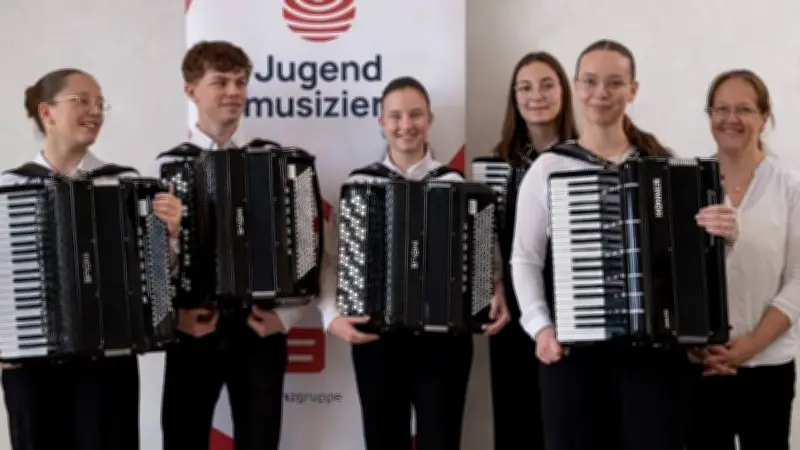 Junge Akkordeonisten aus Vorpommern qualifizieren sich für Bundeswettbewerb Jugend musiziert