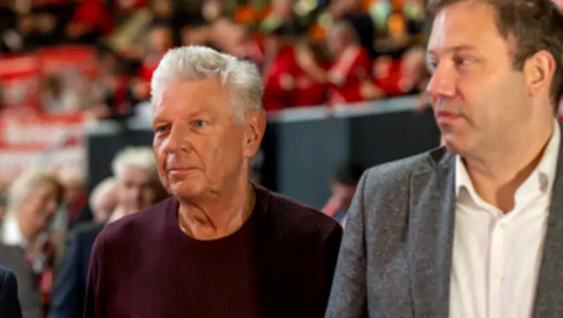 Jurist kritisiert Reiters Bayern-Job: OB nahm jahrelang Zehntausende Euro an