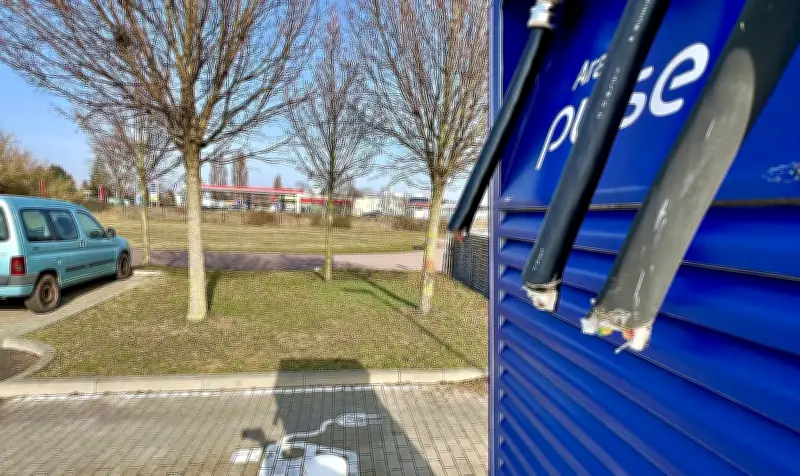 Kabeldiebstahl an E-Ladesäulen in Bernburg: Polizei intensiviert Fahndung nach Tätern