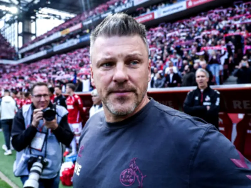 Kein Bekenntnis zum Trainer: Kwasnioks Zukunft beim FC Köln steht auf der Kippe