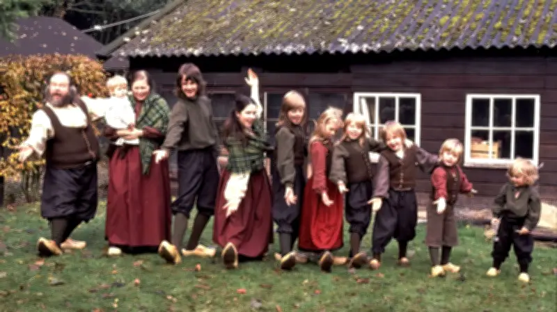 Kelly Family: Millionen-Münzen auf Hausboot - Joey Kelly enthüllt Straßenmusik-Einnahmen