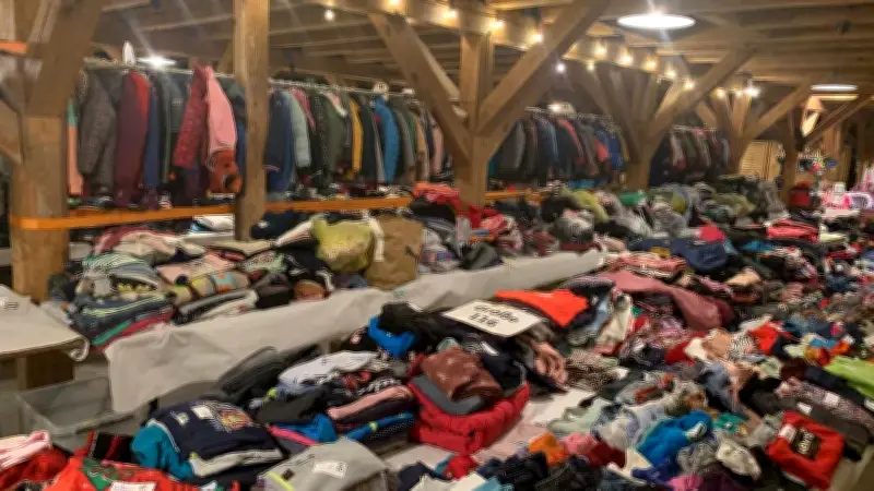 Kindersachen-Basar in Salow: Frühlingsflohmarkt mit Feierabendtour lockt Familien