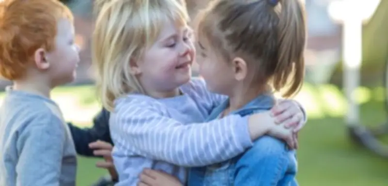 Kita-Start: Kleinkinder erleiden bis zu 15 Infekte im ersten Jahr – Studie belegt Belastung