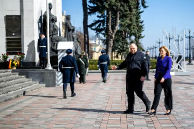Klöckner in Kiew: Bundestagspräsidentin spricht vor der Rada und sichert Unterstützung zu