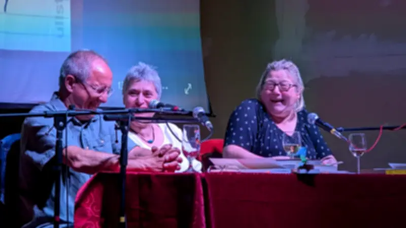 Kleinkunst in Thandorf: Humorvolle Lesung und Frauentagsfeier im Dorfgemeinschaftshaus