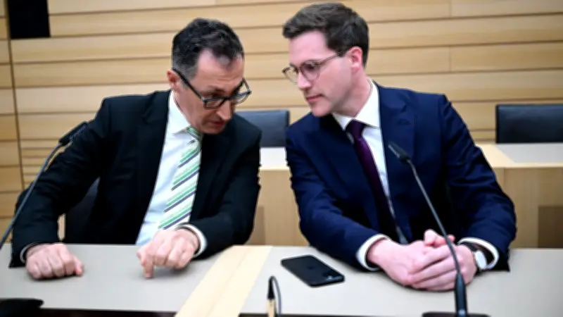 Kommentar: Machtteilung zwischen Özdemir und Hagel im Stuttgarter Landtag gefordert