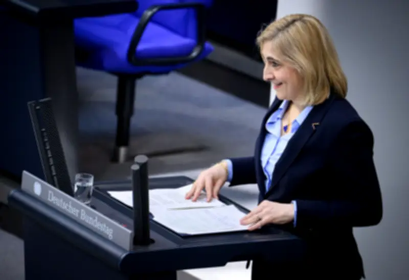 Krankenhausreform wird angepasst: Bundestag beschließt flexiblere Umsetzung für Kliniken