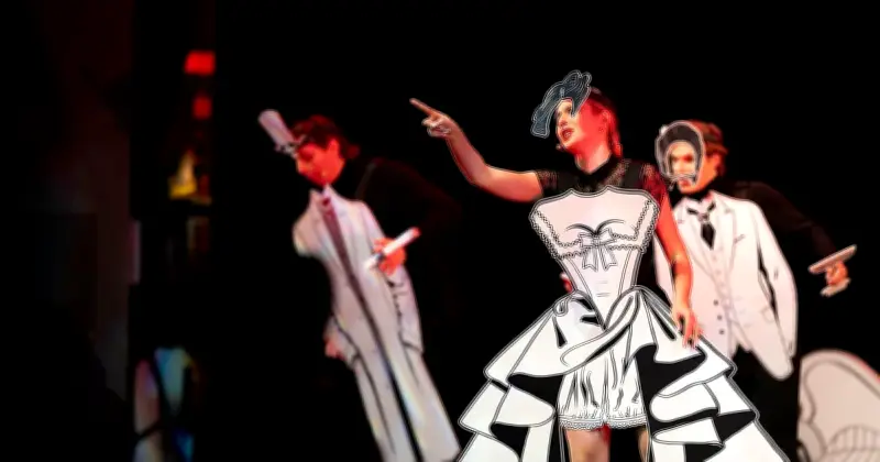 Kritik an "Münchner Leben": Musikalisch brillant, doch Inszenierung wirkt wie Pappkameraden