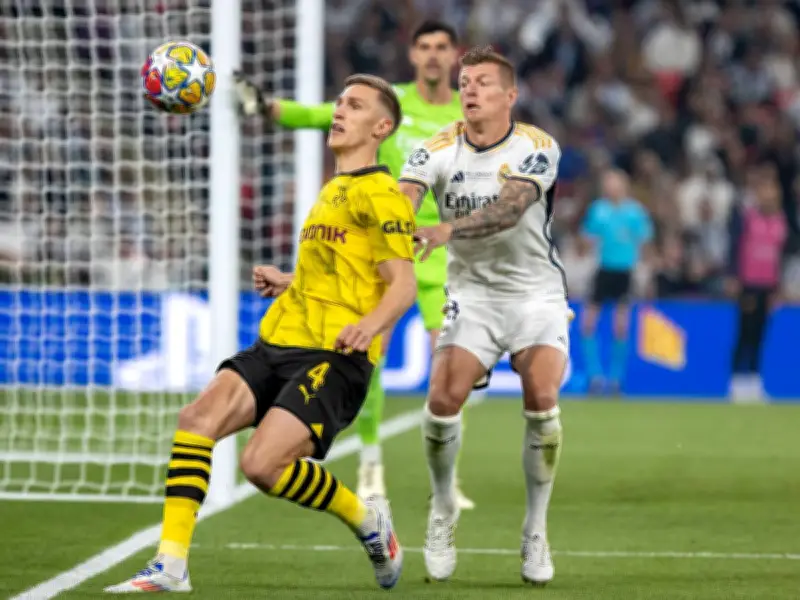 Kritik von Toni Kroos: Schlotterbecks umstrittene Szenen im BVB-Spiel analysiert