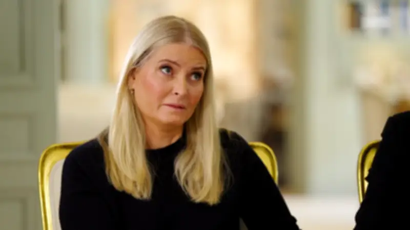 Kronprinzessin Mette-Marit äußert sich zur Epstein-Affäre in Norwegen