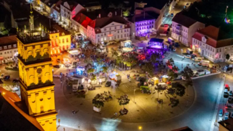 Kulturförderung in Neustrelitz: Stadtvertreter verteidigen Mitspracherecht gegen Verwaltungsvorstoß