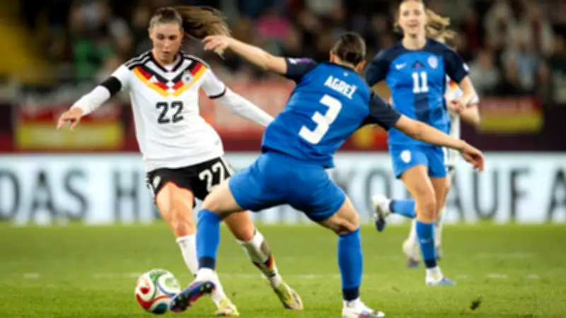 Kunstrasen-Alarm bei DFB-Frauen: Stolpergefahr im WM-Qualifikationsspiel gegen Norwegen