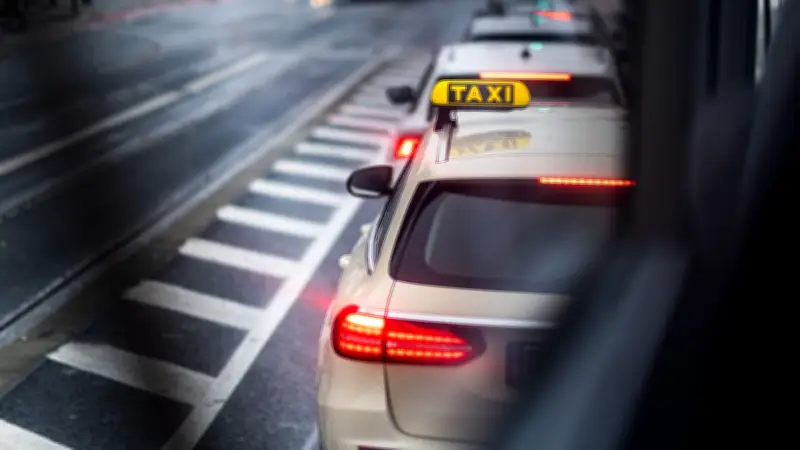 Land Mecklenburg-Vorpommern drängt auf Lösung im Streit um höhere Tarife für Krankenfahrten