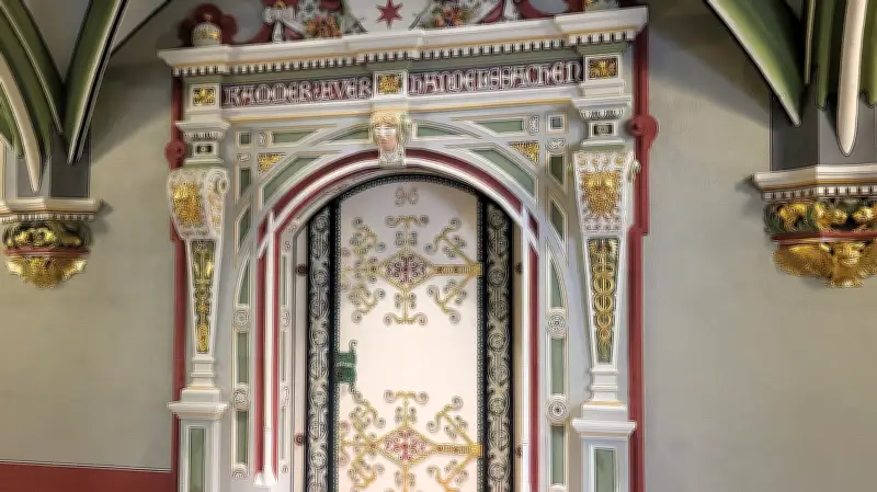 Landgericht Halle: Prozess um Eisleber Wohnblock-Brand 2024 - Schuldunfähigkeit im Fokus