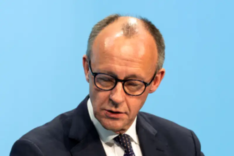 Landtagswahl in Baden-Württemberg: Grüne vor CDU - Folgen für Bundespolitik drohen