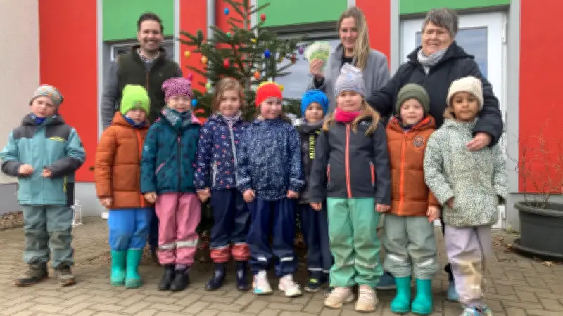 Landwirt rettet Kita-Pläne mit Spende: 1000 Euro für Spielgeräte in Mirow