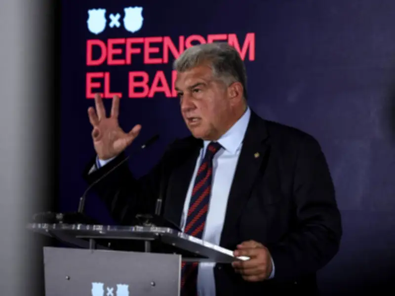 Laporta kontert Xavi: „Mit fast denselben Spielern verlor Xavi – Flick gewinnt“