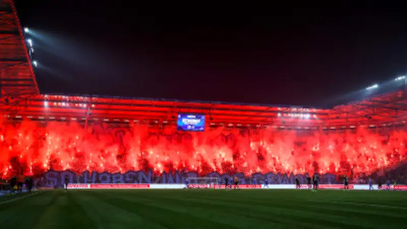 Leerer Block nach Randale: So läuft das Spiel ohne die Ultras