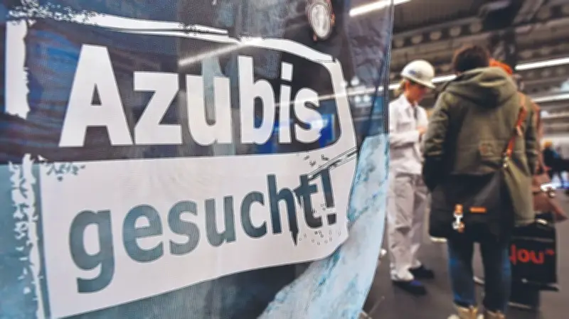 Lehrstellenbörse in der Seenplatte: Arbeitsagentur Neubrandenburg startet Hochsaison für Ausbildungssuche