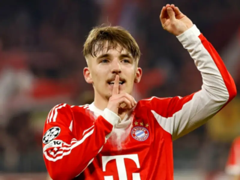 Lennart Karl vor DFB-Debüt: Bayern-Talent bleibt vor Nationalmannschaft entspannt